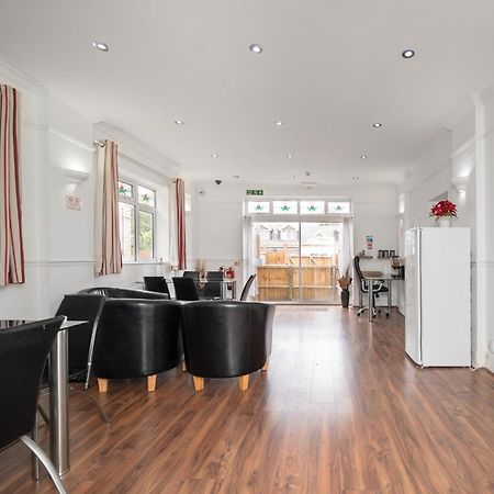 Flexistay Norbury Aparthotel London Ngoại thất bức ảnh